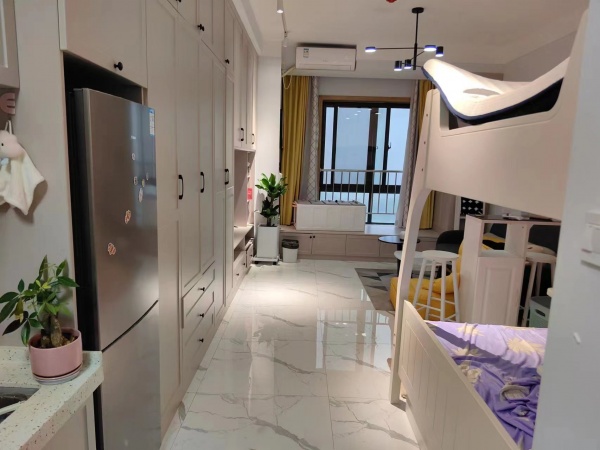 淇河建業(yè)壹號城邦一室出租，精裝修 拎包入住，家具家電全新